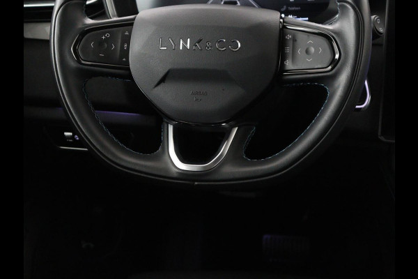 Lynk & Co 01 1.5 SOH 90.1 | Panoramadak | Trekhaak | Infinity by harman | Adaptive cruise | Full LED | Carplay | Camera | Sfeerverlichting | Dodehoek detectie |