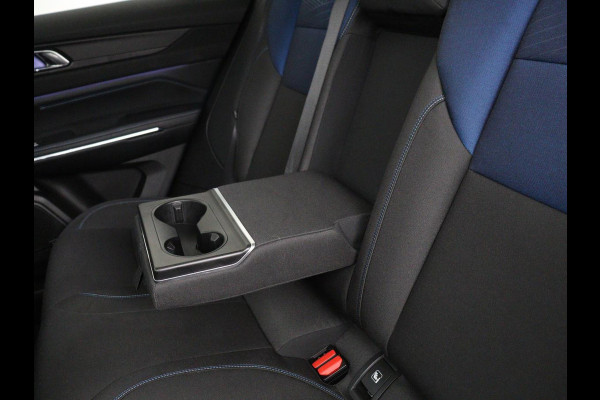 Lynk & Co 01 1.5 SOH 90.1 | Panoramadak | Trekhaak | Infinity by harman | Adaptive cruise | Full LED | Carplay | Camera | Sfeerverlichting | Dodehoek detectie |