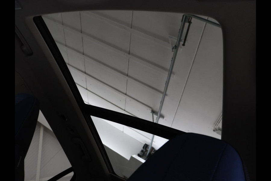 Lynk & Co 01 1.5 SOH 90.1 | Panoramadak | Trekhaak | Infinity by harman | Adaptive cruise | Full LED | Carplay | Camera | Sfeerverlichting | Dodehoek detectie |