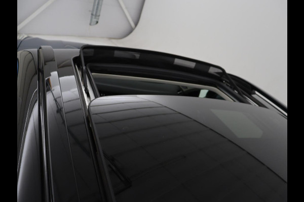 Lynk & Co 01 1.5 SOH 90.1 | Panoramadak | Trekhaak | Infinity by harman | Adaptive cruise | Full LED | Carplay | Camera | Sfeerverlichting | Dodehoek detectie |