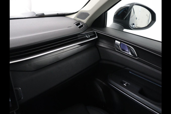 Lynk & Co 01 1.5 SOH 90.1 | Panoramadak | Trekhaak | Infinity by harman | Adaptive cruise | Full LED | Carplay | Camera | Sfeerverlichting | Dodehoek detectie |