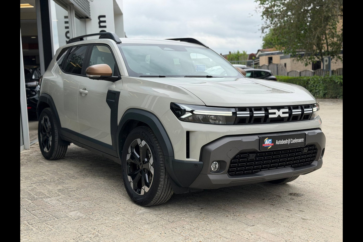 Dacia Duster 1.6 Hybrid 140 Extreme CarPlay / Camera / P-sensoren V&A / LM 18''