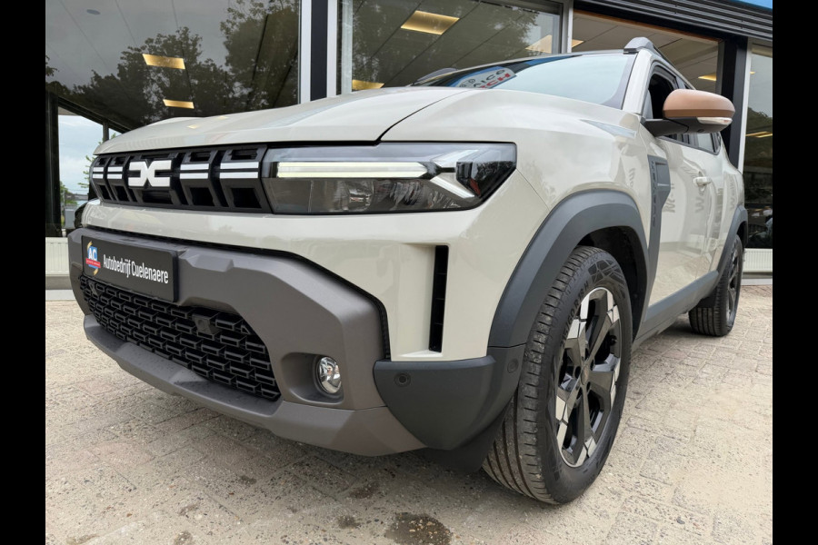 Dacia Duster 1.6 Hybrid 140 Extreme CarPlay / Camera / P-sensoren V&A / LM 18''