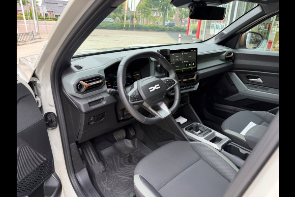 Dacia Duster 1.6 Hybrid 140 Extreme CarPlay / Camera / P-sensoren V&A / LM 18''