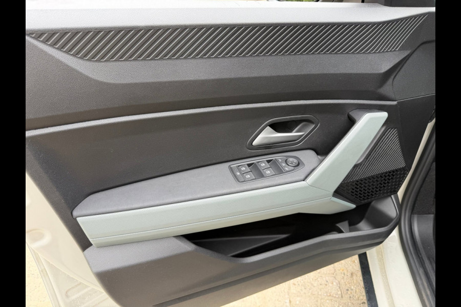 Dacia Duster 1.6 Hybrid 140 Extreme CarPlay / Camera / P-sensoren V&A / LM 18''
