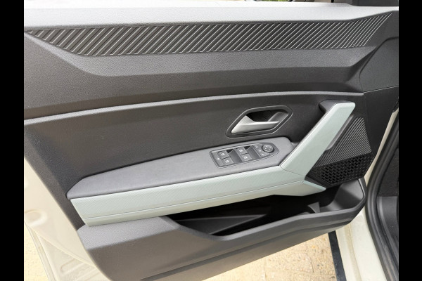 Dacia Duster 1.6 Hybrid 140 Extreme CarPlay / Camera / P-sensoren V&A / LM 18''