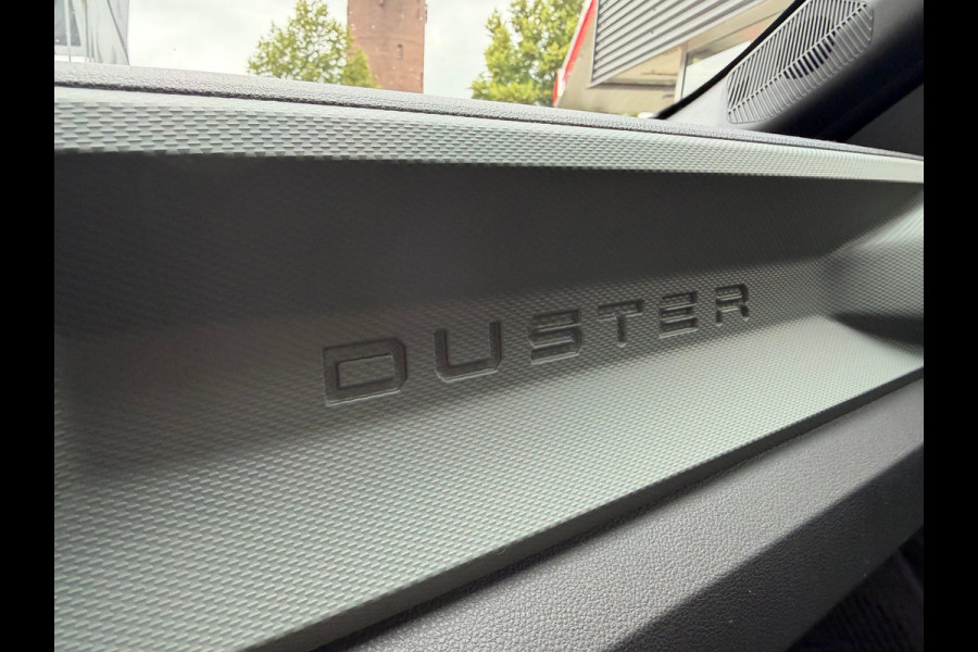 Dacia Duster 1.6 Hybrid 140 Extreme CarPlay / Camera / P-sensoren V&A / LM 18''
