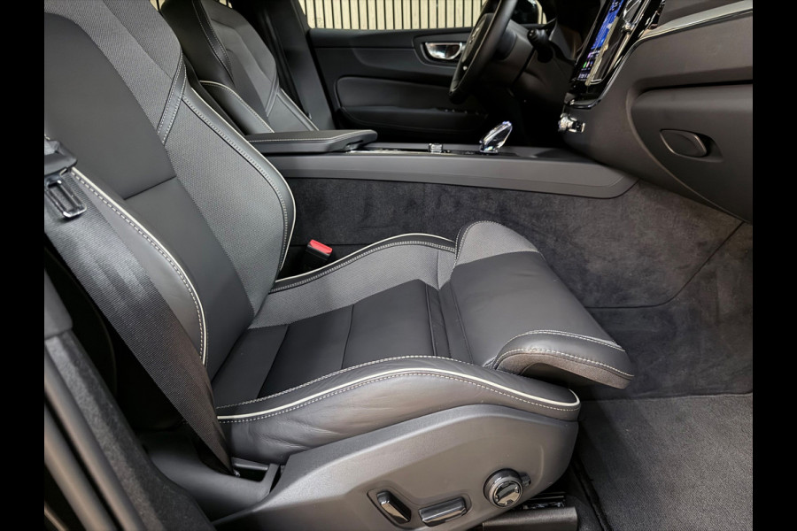 Volvo XC60 2.0 T8 Plug-in hybrid AWD Ultra Black Long Range