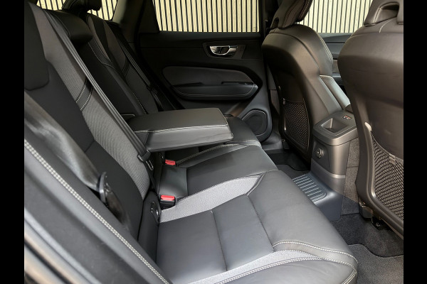 Volvo XC60 2.0 T8 Plug-in hybrid AWD Ultra Black Long Range
