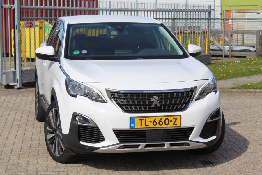 Peugeot 3008 1.2 PureTech Blue Lease Premium leder goed onderhouden distr rec afn trekhaak camera