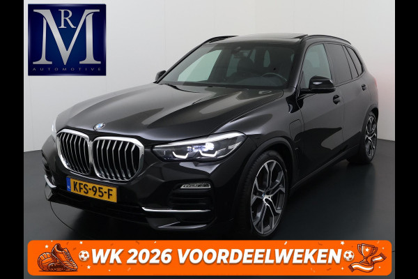 BMW X5 xDrive45e High Executive VAN: 55.900,- VOOR: 51.877,- UW WKVOORDEEL: 4.023,- | HARMAN KARDON| ELEK. TREKHAAK|ELEK. SCHUIF/ KANTELDAK| ACHTERBANK VERWARMING| HEAD-UP DISPLAY| DODE HOEK SENSOR| CAMERA| ACHTERAS BESTURING