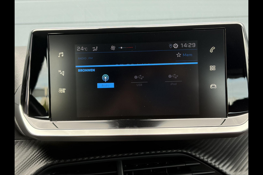 Peugeot 2008 1.2 PureTech Active 1e Eigenaar,D-riem vv in 2026,Carplay,Navi,Clima,Cruise,6 Bak,N.A.P,102Pk,Pdc,Rijstrooksensor,Dealer Onderhouden,Apk tot 03-2027
