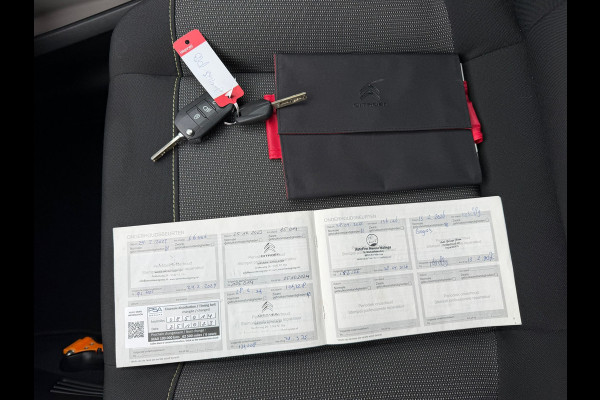 Citroën C3 1.2 PureTech Business | Achteruitrijcamera + Carplay Nu € 8.450,-!!!