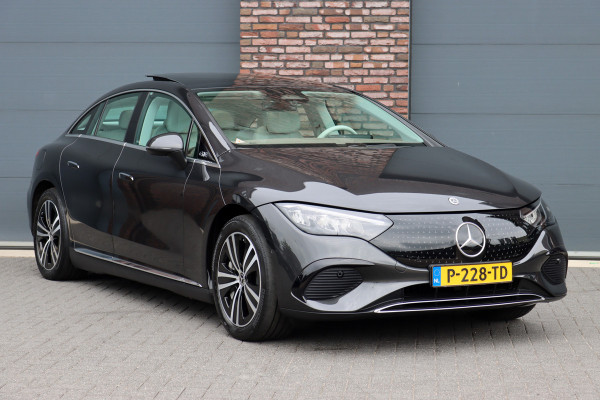 Mercedes-Benz EQE 350+ Launch Edition Luxury Line 91 kWh | Distronic | Panoramadak | Memory | Leder | Camera | HUD | Keyless Go | Verwarmd Stuurwiel | High Perf. LED |