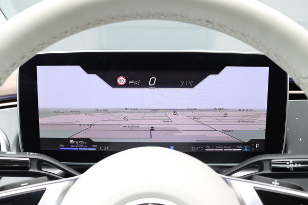 Mercedes-Benz EQE 350+ Launch Edition Luxury Line 91 kWh | Distronic | Panoramadak | Memory | Leder | Camera | HUD | Keyless Go | Verwarmd Stuurwiel | High Perf. LED |