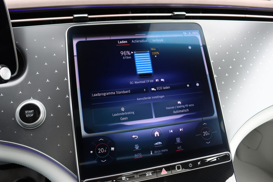 Mercedes-Benz EQE 350+ Launch Edition Luxury Line 91 kWh | Distronic | Panoramadak | Memory | Leder | Camera | HUD | Keyless Go | Verwarmd Stuurwiel | High Perf. LED |