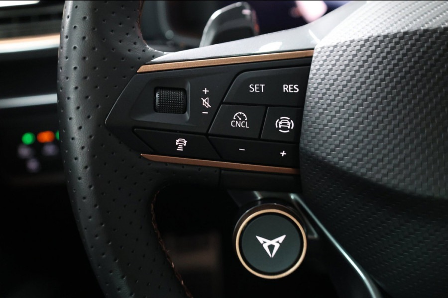 CUPRA Formentor 2.0 TSI VZ 4DRIVE 333+PK LED/VIRTUAL/SFEER/SENNHEISER/PANO/KUIP+S.VERWARMING/19" LMV/CAM/ACC/FABRIEKSGARANTIE!