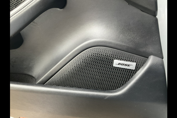 Porsche Taycan Performance 84 kWh BTW Carplay Camera 3Fase Bose Leer Led Warmtepomp