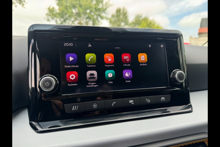 Seat Arona 1.0 TSI Style Business Connect 4-SEIZOENBAND / STOELVERWARMING / PDC / CARPLAY