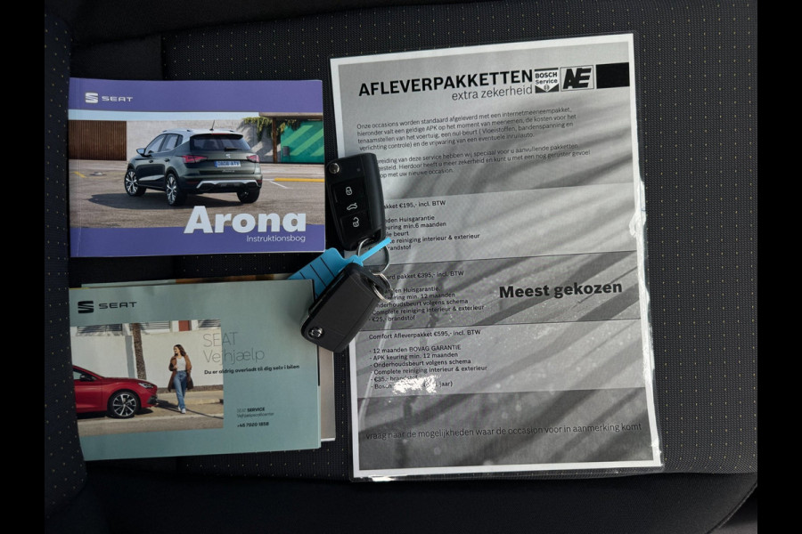 Seat Arona 1.0 TSI Style Business Connect 4-SEIZOENBAND / STOELVERWARMING / PDC / CARPLAY