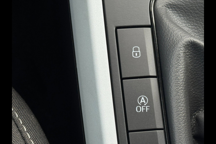 Seat Arona 1.0 TSI Style Business Connect 4-SEIZOENBAND / STOELVERWARMING / PDC / CARPLAY