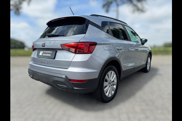 Seat Arona 1.0 TSI Style Business Connect 4-SEIZOENBAND / STOELVERWARMING / PDC / CARPLAY