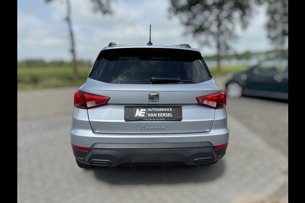 Seat Arona 1.0 TSI Style Business Connect 4-SEIZOENBAND / STOELVERWARMING / PDC / CARPLAY