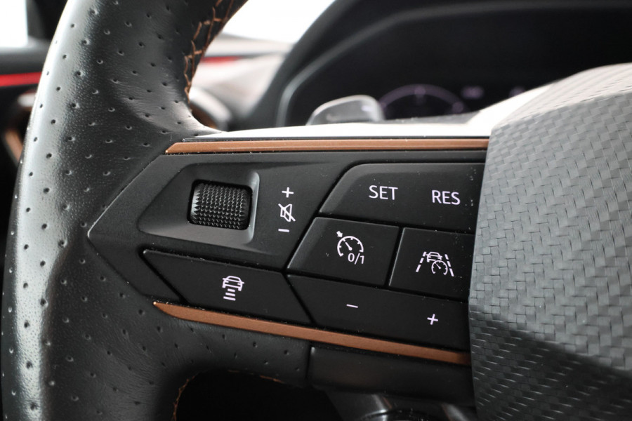 CUPRA Formentor 1.4 e-Hybrid VZ Copper Edition Bomvol! model jaar 2022!