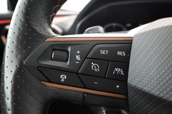 CUPRA Formentor 1.4 e-Hybrid VZ Copper Edition Bomvol! model jaar 2022!