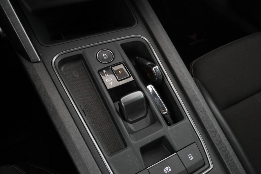 CUPRA Formentor 1.4 e-Hybrid VZ Copper Edition Bomvol! model jaar 2022!