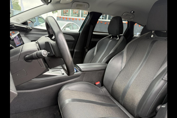 Peugeot 308 SW 1.6 Plug-in Hybrid 180 Allure PHEV | VAN: 26.900,- VOOR: 24.877,- UW WKVOORDEEL: 2.023,- | STOELVERWARMING| DEALER ONDERHOUDEN| DODE HOEK SENSOR| ACHTERUITRIJCAMERA| RIJKLAARPRIJS INCL. 12 MND BOVAG GARANTIE|