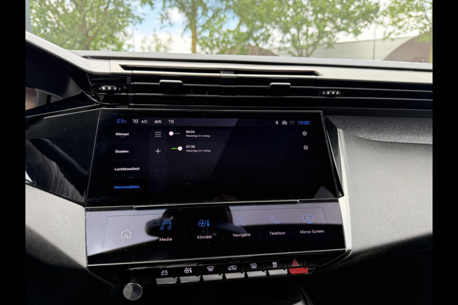 Peugeot 308 SW 1.6 Plug-in Hybrid 180 Allure PHEV | VAN: 26.900,- VOOR: 24.877,- UW WKVOORDEEL: 2.023,- | STOELVERWARMING| DEALER ONDERHOUDEN| DODE HOEK SENSOR| ACHTERUITRIJCAMERA| RIJKLAARPRIJS INCL. 12 MND BOVAG GARANTIE|