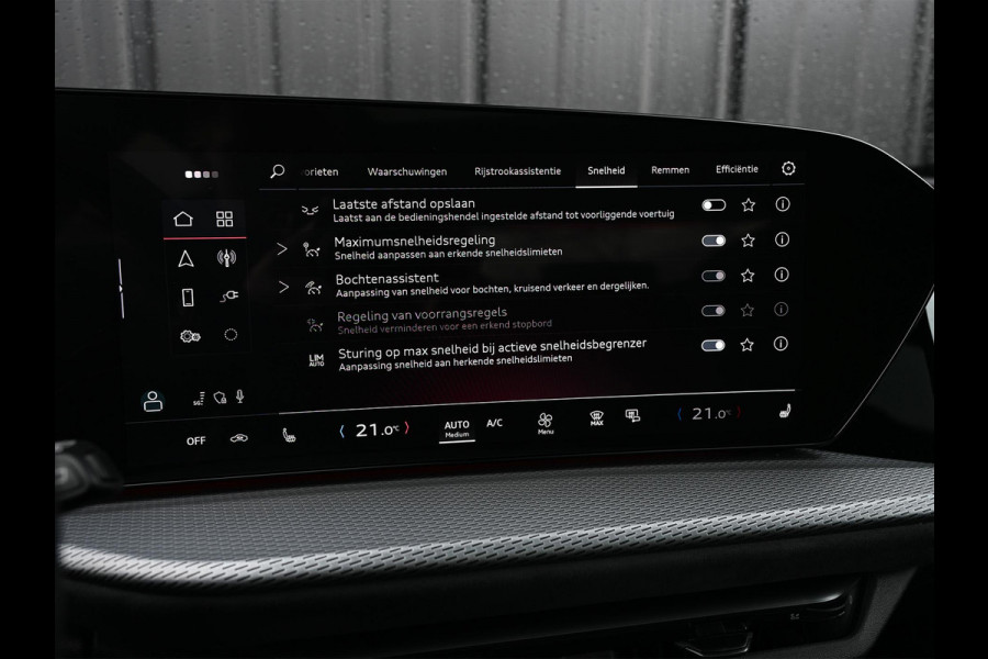 Audi Q5 Sportback 2.0 TFSI e-hybrid quattro S edition | Luchtvering | S-stoelen | Panoramadak | Elektr. trekhaak | Digital Oled | Adaptive Cruise | Tech Plus | 360 Camera | Memory | Ambiance interieur |