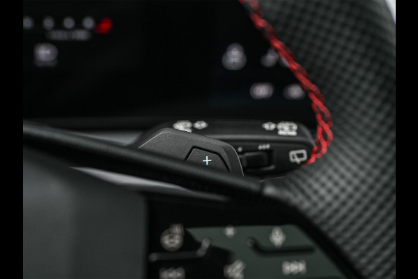 Audi Q5 Sportback 2.0 TFSI e-hybrid quattro S edition | Luchtvering | S-stoelen | Panoramadak | Elektr. trekhaak | Digital Oled | Adaptive Cruise | Tech Plus | 360 Camera | Memory | Ambiance interieur |