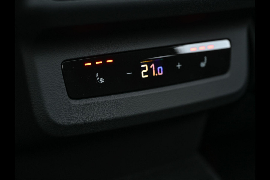 Audi Q5 Sportback 2.0 TFSI e-hybrid quattro S edition | Luchtvering | S-stoelen | Panoramadak | Elektr. trekhaak | Digital Oled | Adaptive Cruise | Tech Plus | 360 Camera | Memory | Ambiance interieur |