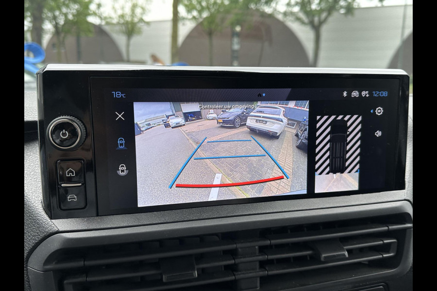 Peugeot e-Expert Standard 75 kWh SOH 97% |9 ZITPLAATSEN PRIJS INCL. BTW | ACHTERUITRIJCAMERA| FABRIEKSGARANTIE PEUGEOT| NAVIGATIE| SCHUIFDEUREN LINKS + RECHTS| CARPLAY|