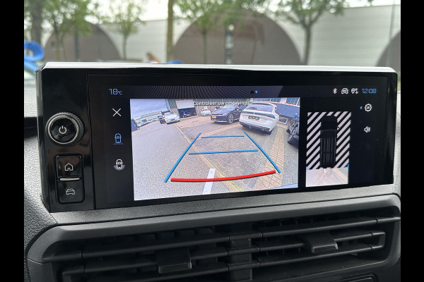Peugeot e-Expert Standard 75 kWh SOH 97% |9 ZITPLAATSEN PRIJS INCL. BTW | ACHTERUITRIJCAMERA| FABRIEKSGARANTIE PEUGEOT| NAVIGATIE| SCHUIFDEUREN LINKS + RECHTS| CARPLAY|