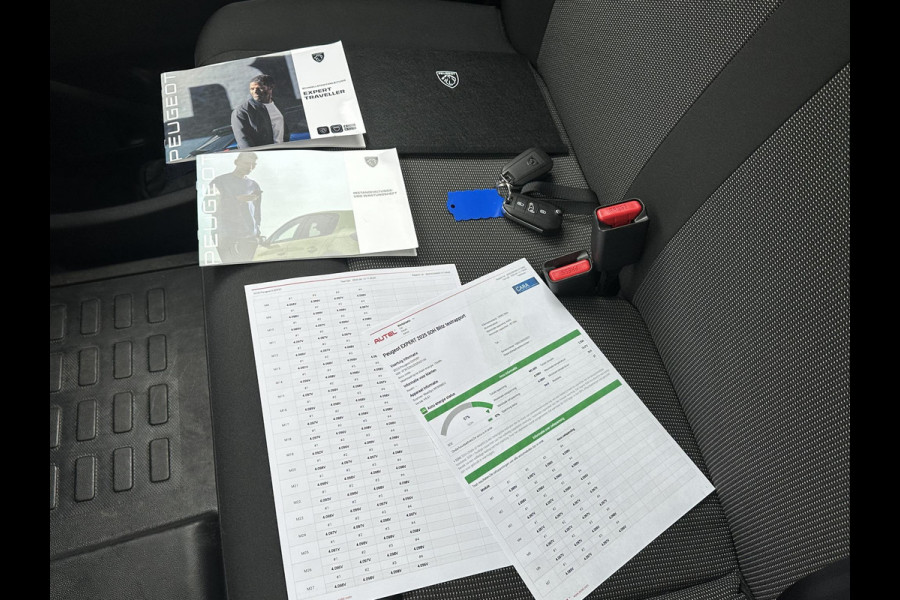 Peugeot e-Expert Standard 75 kWh SOH 97% |9 ZITPLAATSEN PRIJS INCL. BTW | ACHTERUITRIJCAMERA| FABRIEKSGARANTIE PEUGEOT| NAVIGATIE| SCHUIFDEUREN LINKS + RECHTS| CARPLAY|