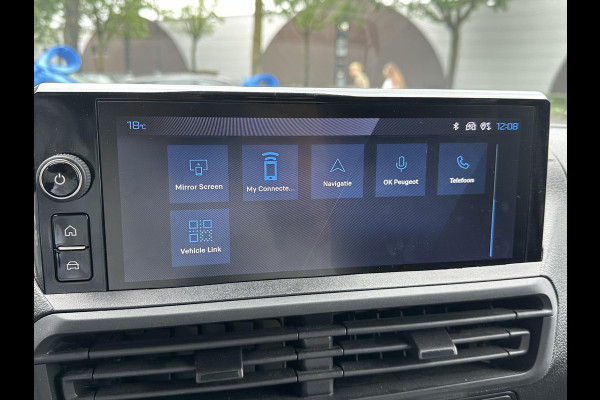 Peugeot e-Expert Standard 75 kWh SOH 97% |9 ZITPLAATSEN PRIJS INCL. BTW | ACHTERUITRIJCAMERA| FABRIEKSGARANTIE PEUGEOT| NAVIGATIE| SCHUIFDEUREN LINKS + RECHTS| CARPLAY|