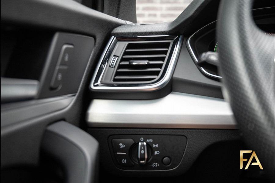 Audi Q5 55 TFSI e S edition