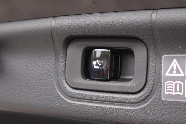 Mercedes-Benz C-Klasse 300 e Business Line Pano Lane ACC Trekhaak