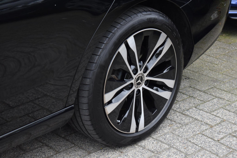 Mercedes-Benz C-Klasse 300 e Business Line Pano Lane ACC Trekhaak