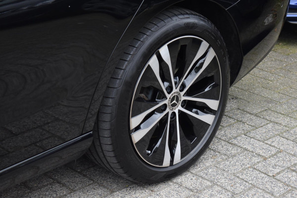 Mercedes-Benz C-Klasse 300 e Business Line Pano Lane ACC Trekhaak