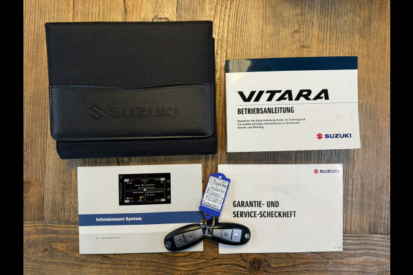 Suzuki Vitara 1.5 Hybrid Style AllGrip Pano Camera Carplay Adaptive Cruise Navi Stoelverw