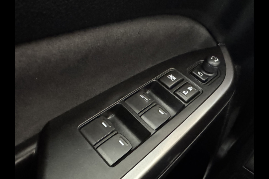 Suzuki Vitara 1.5 Hybrid Style AllGrip Pano Camera Carplay Adaptive Cruise Navi Stoelverw