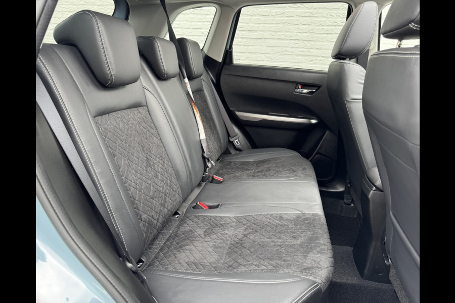 Suzuki Vitara 1.5 Hybrid Style AllGrip Pano Camera Carplay Adaptive Cruise Navi Stoelverw