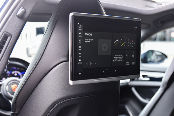 Porsche Panamera Sport Turismo 2.9 4 E-Hybrid, Sport Chrono, Rear Entertainment, Luchtvering, Softclose, Pano, 360, HUD, Leder!