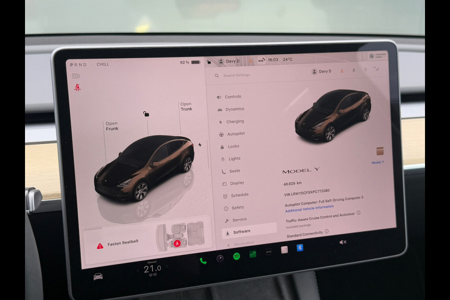 Tesla Model Y RWD 58 kWh 98% SOH LFP Autopilot Dealer Onderhouden