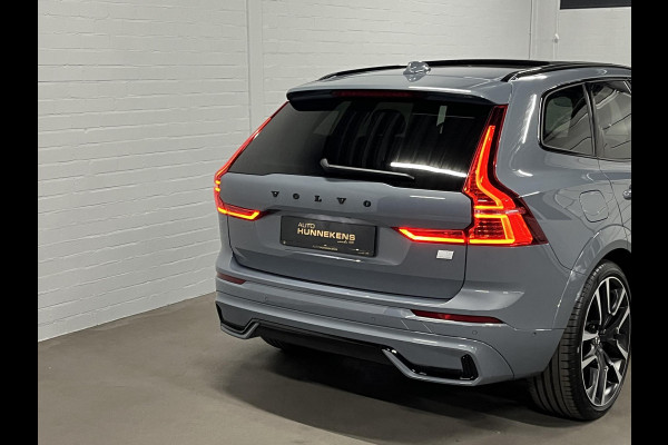 Volvo XC60 2.0 T8 Plug-in hybrid AWD Ultimate Dark *SOH 97%* Luchtvering | Trekhaak | Open dak | Bowers & Wilkins | Adapt. cruise | Stoel-/stuurverwarming | 360 camera | Head up