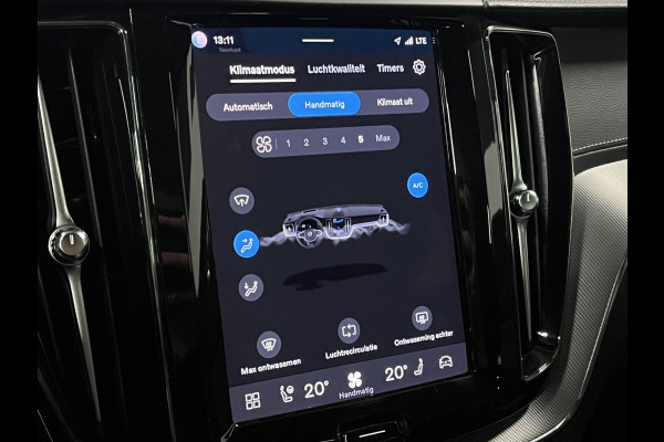 Volvo XC60 2.0 T8 Plug-in hybrid AWD Ultimate Dark *SOH 97%* Luchtvering | Trekhaak | Open dak | Bowers & Wilkins | Adapt. cruise | Stoel-/stuurverwarming | 360 camera | Head up